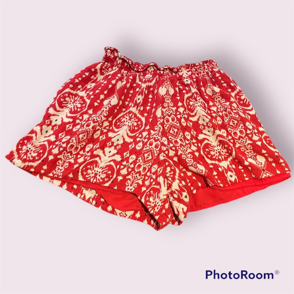 Flowy shorts